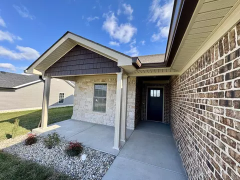 165 Stillwater Dr, Berea, KY 40403 photo 2