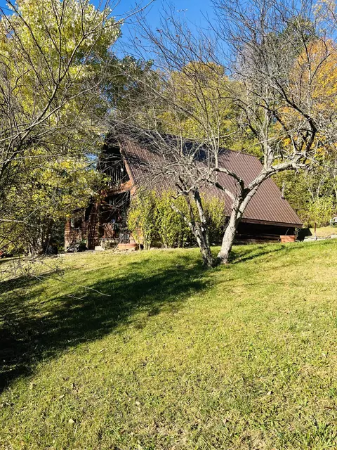 12515 Morehead Rd, Wallingford, KY 41093