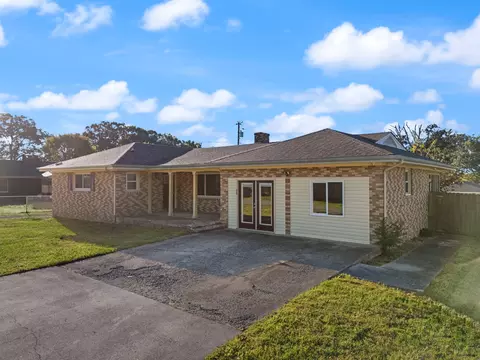 Exterior - 33 Springfield Cir, Corbin, KY 40701 photo 2 of 13