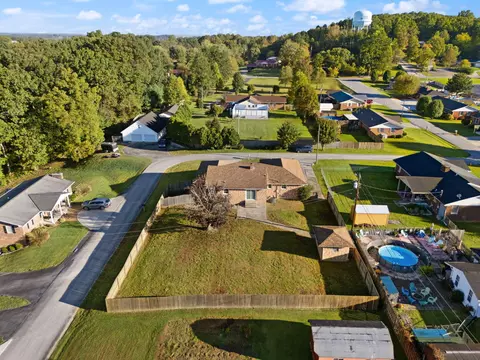 View/Area - 33 Springfield Cir, Corbin, KY 40701 photo 1 of 15