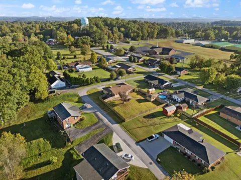 View/Area - 33 Springfield Cir, Corbin, KY 40701 photo 4 of 15