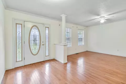 Entry Way - 20 Oak Leaf Ln, Williamsburg, KY 40769 photo 1 of 1