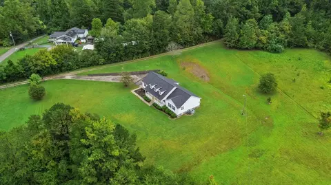 View/Area - 20 Oak Leaf Ln, Williamsburg, KY 40769 photo 2 of 12