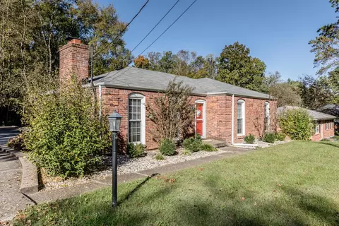 1428 N English Station Rd, Louisville, KY 40223