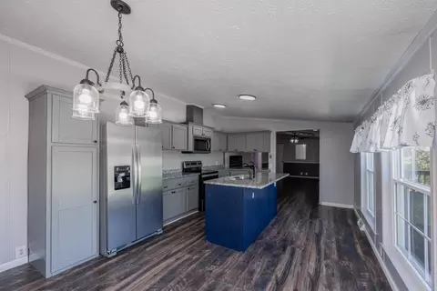 Kitchen - 1860 Junction Pike, Berry, KY 41003 photo 1 of 3
