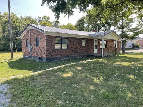 911 E Main St, Stanford, KY 40484
