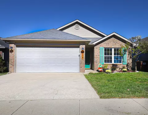 230 Baybrook Cir, Nicholasville, KY 40356