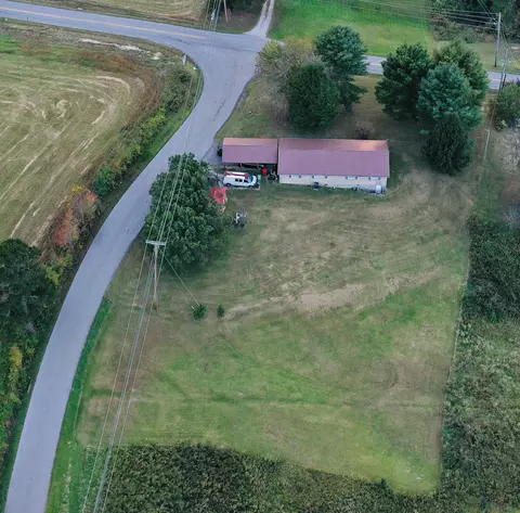 191 Mount Zion Rd, East Bernstadt, KY 40729