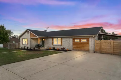601 Hickory Hill Dr, Nicholasville, KY 40356