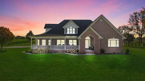 1011 Sebree Rd, Stamping Ground, KY 40379