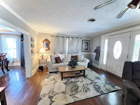 Entry Way - 312 Ball Ave, Corbin, KY 40701 photo 1 of 4