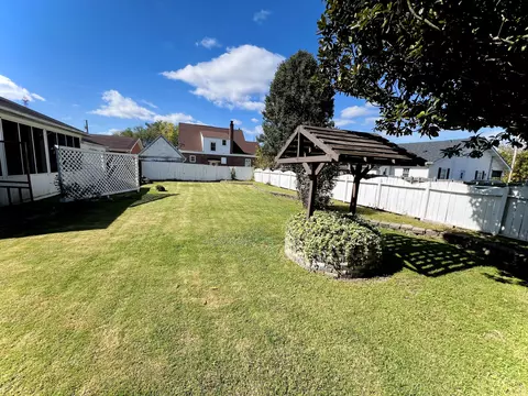 Exterior - 312 Ball Ave, Corbin, KY 40701 photo 10 of 17