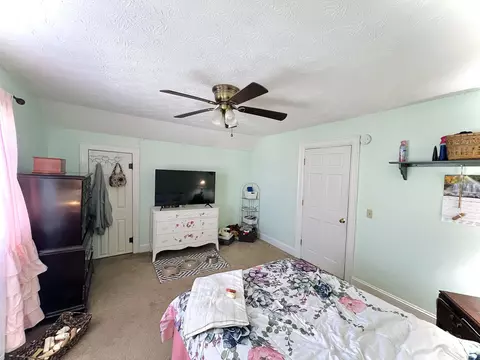 Bedroom - 312 Ball Ave, Corbin, KY 40701 photo 2 of 6