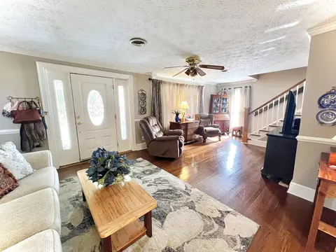 Entry Way - 312 Ball Ave, Corbin, KY 40701 photo 2 of 4