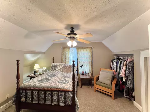 Bedroom - 312 Ball Ave, Corbin, KY 40701 photo 3 of 6