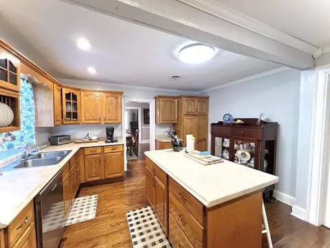 Kitchen - 312 Ball Ave, Corbin, KY 40701 photo 4 of 5