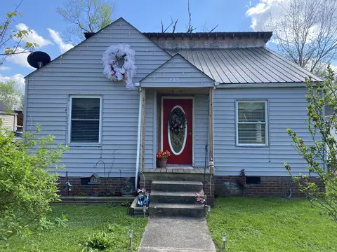 435 N 3rd St, Williamsburg, KY 40769 photo 1