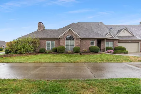 1431 Pine Needles Ln, Lexington, KY 40513