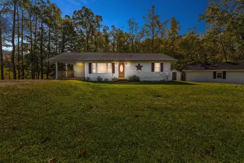 364 Wynn Flat Rd, Frenchburg, KY 40322
