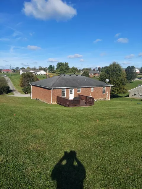 313 Brandon Ct, Berea, KY 40403 photo 8