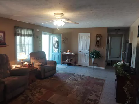 313 Brandon Ct, Berea, KY 40403 photo 9