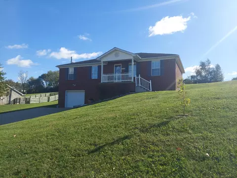 313 Brandon Ct, Berea, KY 40403