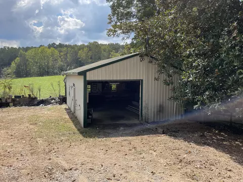 190 Walker Dr, Burnside, KY 42519 photo 4
