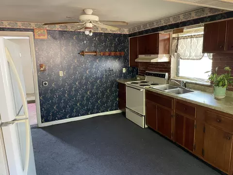 190 Walker Dr, Burnside, KY 42519 photo 7