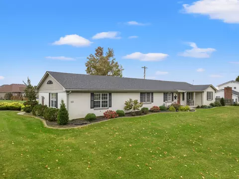 1321 Glensboro Rd, Lawrenceburg, KY 40342