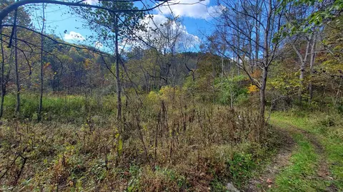 9999999 Highway 3446, Mckee, KY 40447