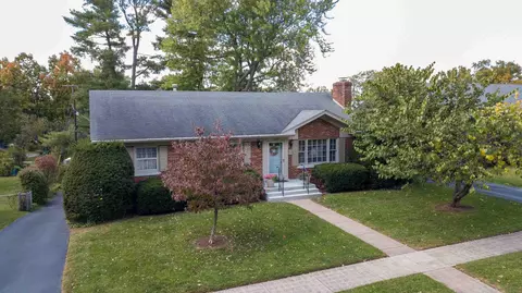 1508 Port Royal Dr, Lexington, KY 40504