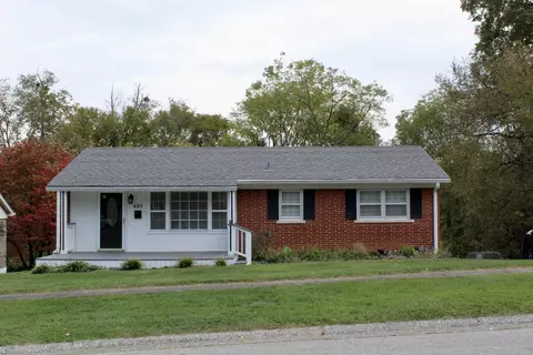 405 College Park Dr, Frankfort, KY 40601