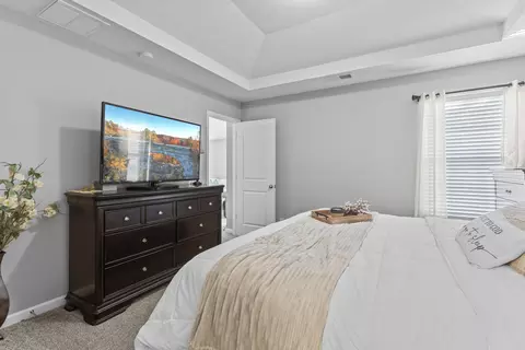 Bedroom - 152 John Davis Dr, Georgetown, KY 40324 photo 3 of 7
