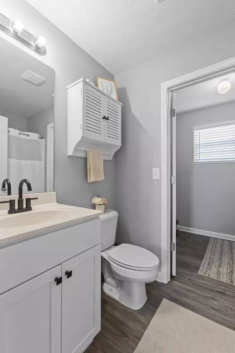 Bath - 152 John Davis Dr, Georgetown, KY 40324 photo 2 of 2
