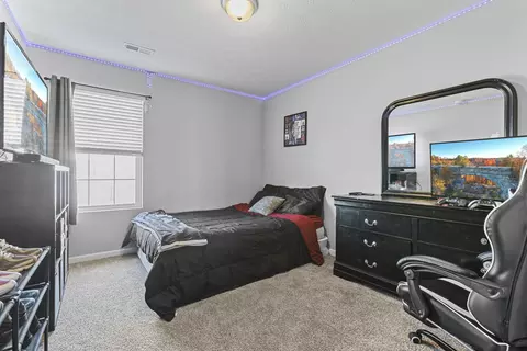 Bedroom - 152 John Davis Dr, Georgetown, KY 40324 photo 4 of 7