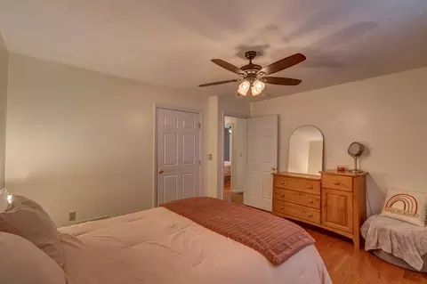 Bedroom - 247 Marcellus Dr, Berea, KY 40403 photo 12 of 12