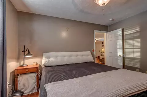 Bedroom - 247 Marcellus Dr, Berea, KY 40403 photo 7 of 12