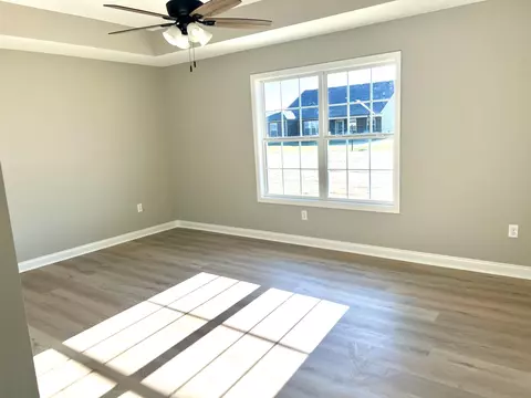 211 Brook Cv, Berea, KY 40403 photo 6