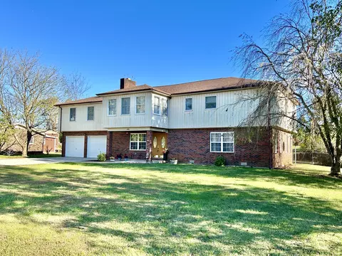 46 Grandview Dr, Monticello, KY 42633