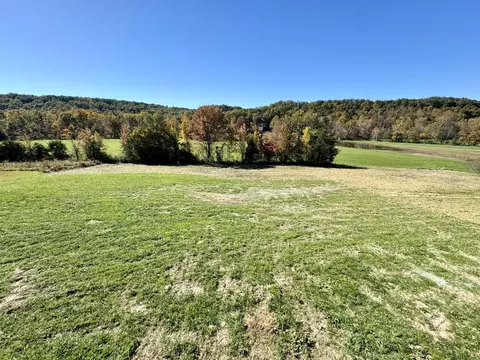 2493 Lambert Rd, Berea, KY 40403 photo 4
