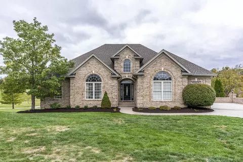 1064 Scenic Gdn, Lawrenceburg, KY 40342