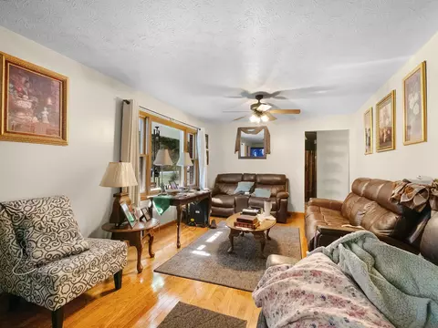 39 S Daniels Crk, Van Lear, KY 41265 photo 19