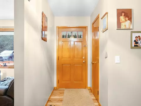 39 S Daniels Crk, Van Lear, KY 41265 photo 18