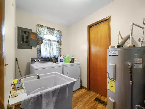 39 S Daniels Crk, Van Lear, KY 41265 photo 30
