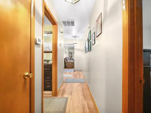 39 S Daniels Crk, Van Lear, KY 41265 photo 38