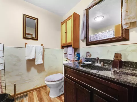 39 S Daniels Crk, Van Lear, KY 41265 photo 32