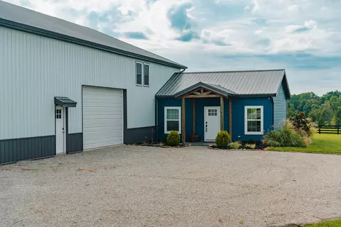 Exterior - 2953 Texas School Rd, Eubank, KY 42567 photo 7 of 34