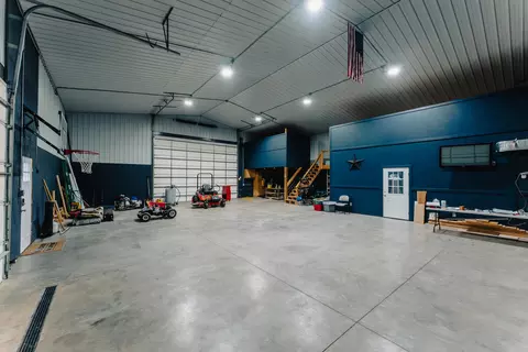 Exterior - 2953 Texas School Rd, Eubank, KY 42567 photo 4 of 34