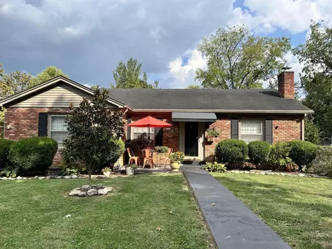 239 Crestwood Dr, Frankfort, KY 40601