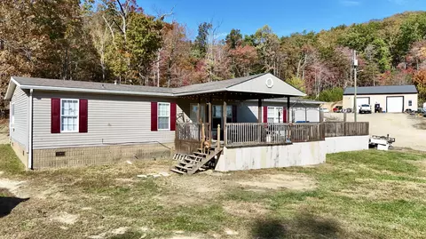 4437 White Oak Rd, Junction City, KY 40440